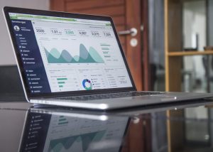 internet marketing on laptop
